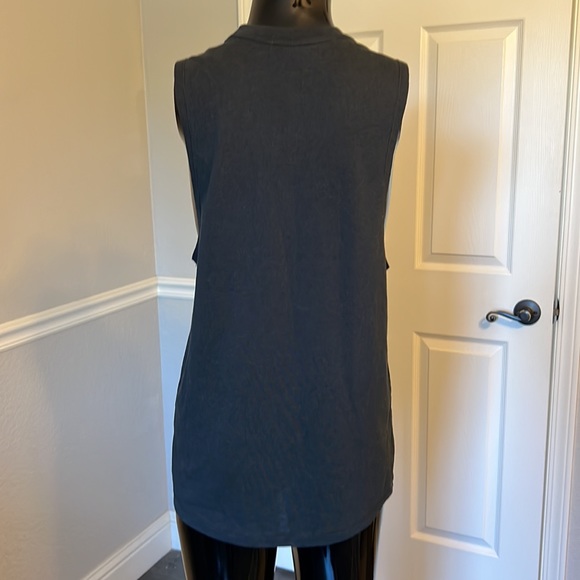 Nike tee dry fit athletic cut size small tank top running - Picture 3 of 4